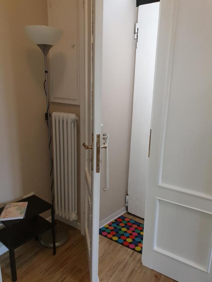 Voi Da Noi Intero Appartamento Con Parcheggio Privato Torno Buitenkant foto
